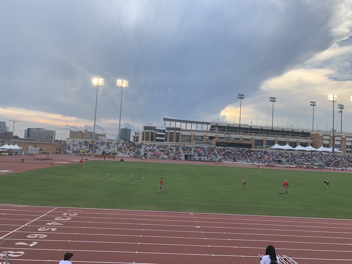 It’s hard to keeping finding new words to describe how awesome <a href="/emmaalvord/">Emma Alvord</a> is. Re-breaks her record at the State meet, for a 2nd year in a row, w/ a 55.66 400m &amp; less than 24 hours later she’s putting in work on the soccer field. <a href="/OU_WSoccer/">Oklahoma Soccer</a> snagged a good one!