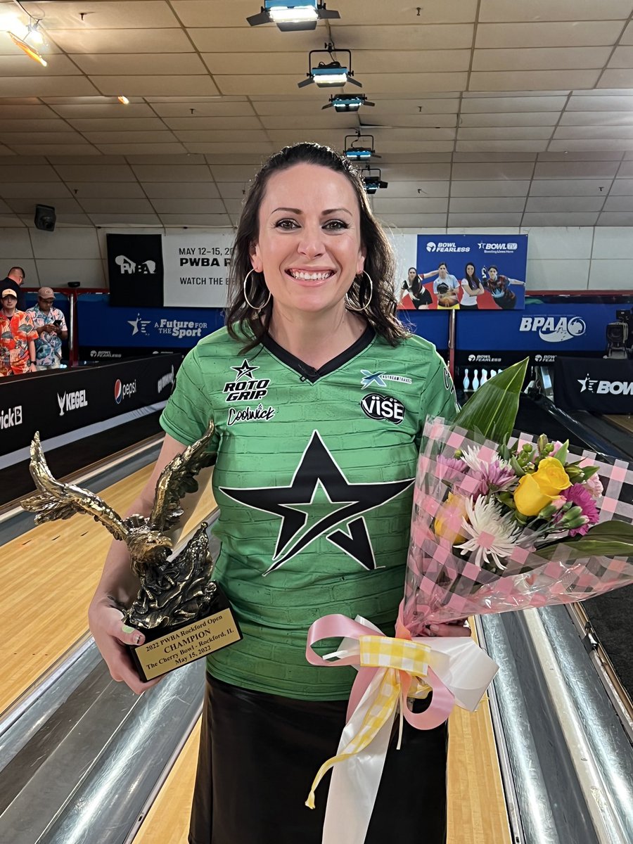 PWBATour's tweet photo. Stefanie Johnson defeats Liz Kuhlkin in the final round of the Stepladder Finals on @CBSSportsNet . 

She is your 2022 PWBA Rockford Open Champion! 
#PWBATour #BowlFearless https://t.co/VHLq8W0HvL