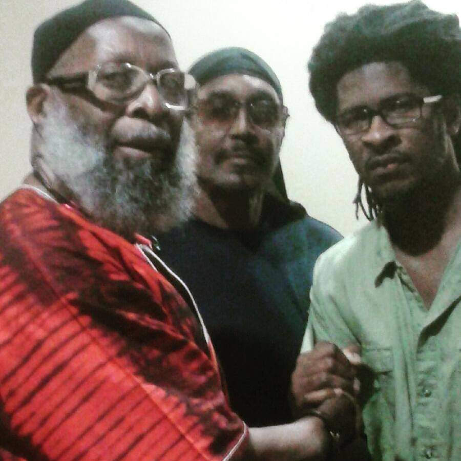 I walk with and learn from those who came before me, created a blueprint and laid a foundation...

Peace to the #BlackPantherParty / #BlackLiberationArmy Original Guerrillas and former political prisoners Sekou Odinga and Dhoruba Bin-Wahad 

*Peep the Red, Black and Green