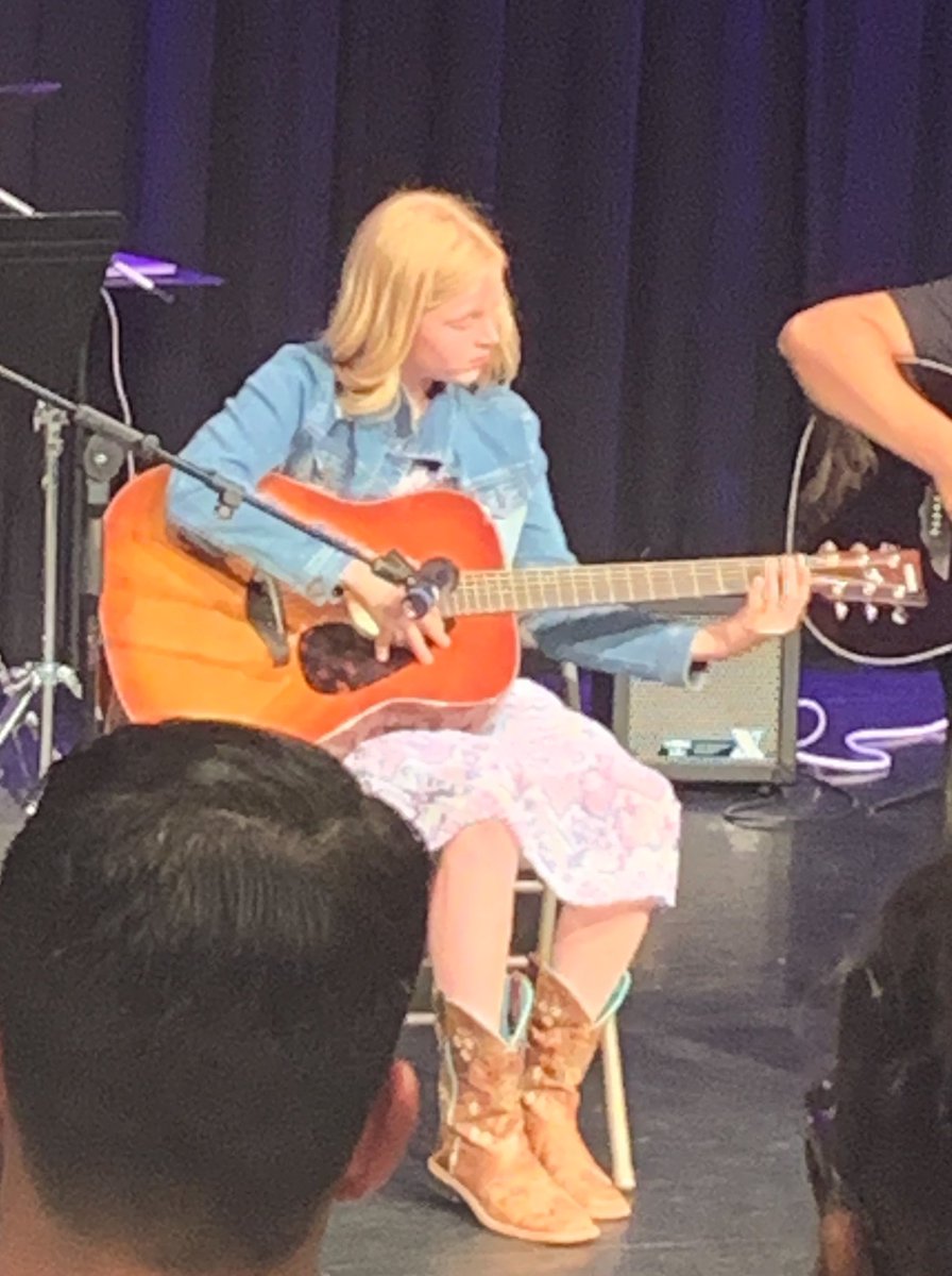 GESCurnow's tweet photo. Wow!  Blown away by these talented GES stars!!!  A beautiful recital with a guitar duet and a singing performance. Thrilled to be invited!!#gesshineon @gesriski https://t.co/gcRLqNwUB9