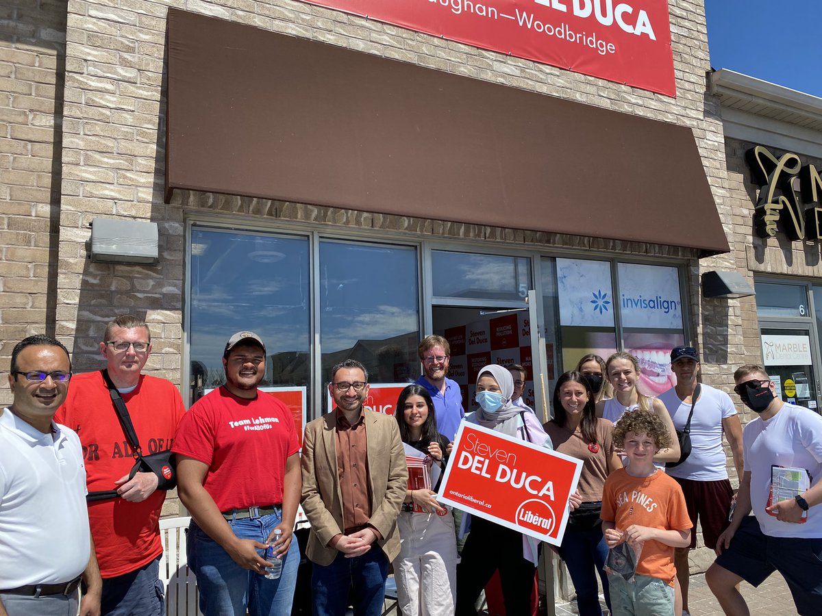 VWPLA's tweet photo. Thanks to all of the volunteers who came to #Vaughan #Woodbridge from near and far this weekend to knock on doors for @StevenDelDuca! And a special shout out to Minister @OmarAlghabra - thanks for joining us! #TheChoiceIsYours #onpoli https://t.co/YCV5d4Wu9F