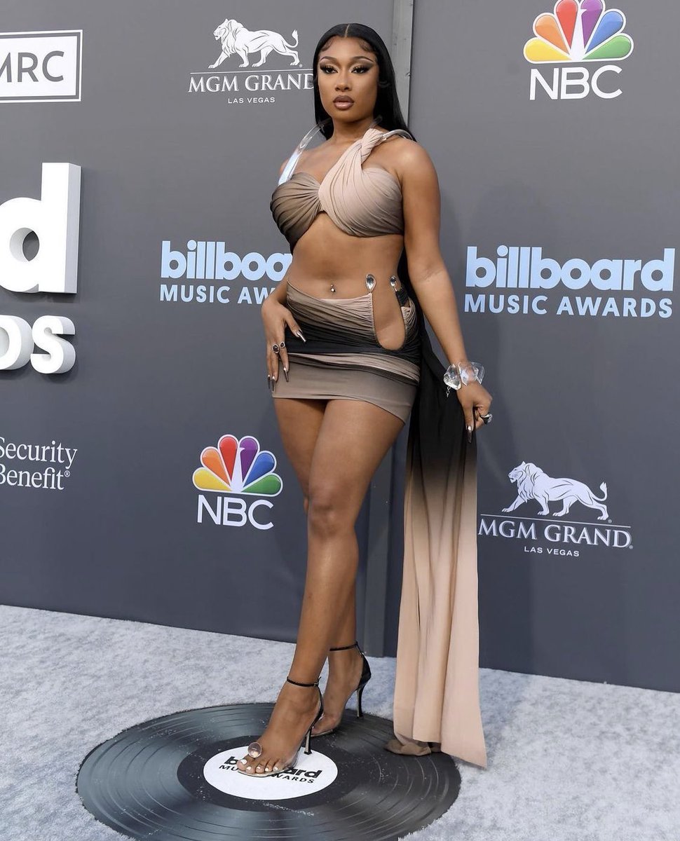 letskeepitabuc1's tweet photo. Megan The Stallion at the #BBMAs    #BillboardMusicAwards    #BillboardMusicAwards2022 https://t.co/2hfX9fXvpu