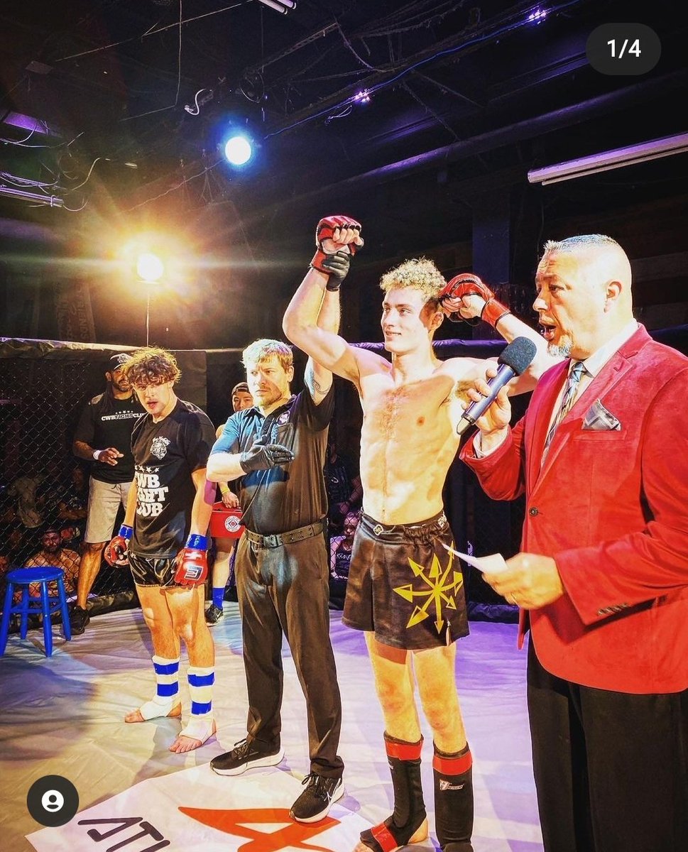 mke_mma's tweet photo. Only 3 more data points. But another 3 for 3 in the cage last night. No drills, no isolated/decoupled practice, no coach show & tell blathering. Just learning the sport by doing the sport.
#ecologicaldynamics #skillsnotdrills #primalwreckingrookies
#learnhowtolearn
#cla #MMA https://t.co/IN2KPW3PAf