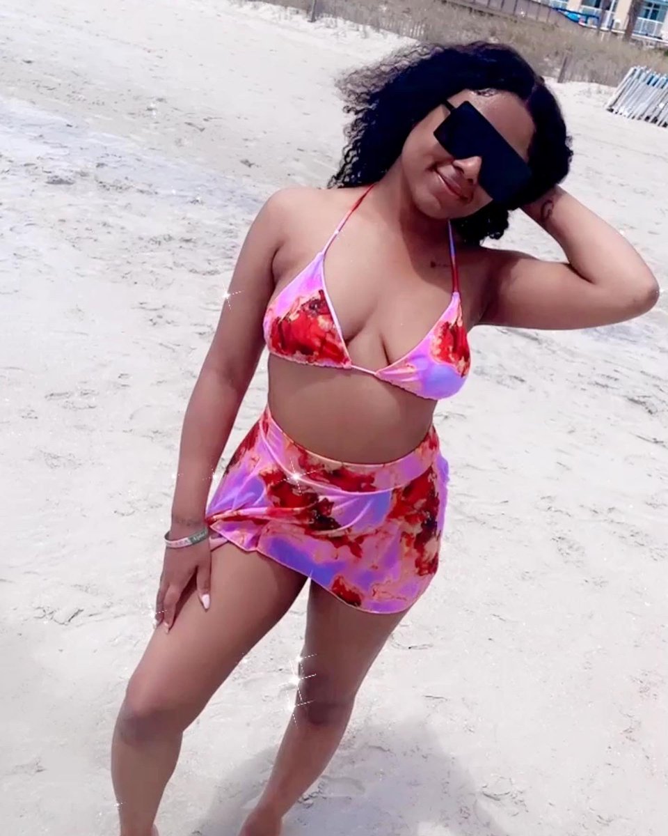 i_aaliyah_'s tweet photo. 🌸☀️ https://t.co/6wQ4o43HyX