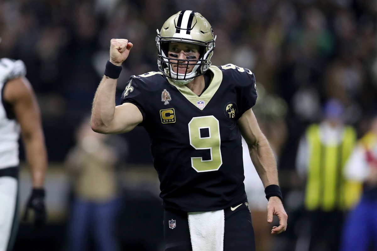 NFLonCBS's tweet photo. Best Passer Rating over the last 5 NFL seasons among qualified QB

Drew Brees                110.3
Patrick Mahomes     105.8
Aaron Rodgers          105.2
Deshaun Watson      104.5
Russell Wilson           103.8 https://t.co/6SwfduhLD6