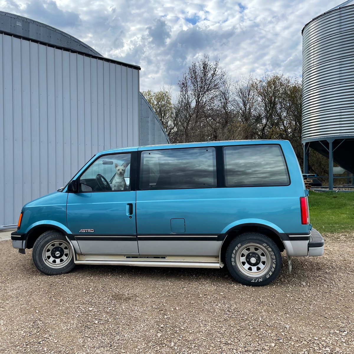 highheels&fields tweet media