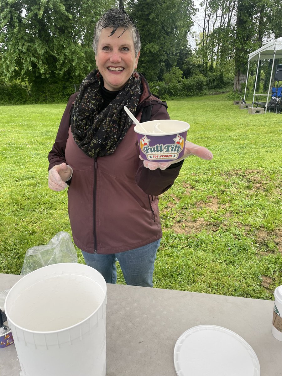 fn_RCroone's tweet photo. There was plenty of ice cream for all thanks to Full Tilt🍦 https://t.co/OHsB2w9og8