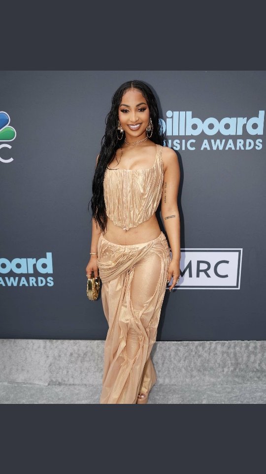 SHENYENGSTAN's tweet photo. #Shenseea and her son @rajeiro attends the 2022 #BBMAs https://t.co/5GIZHC2jyz