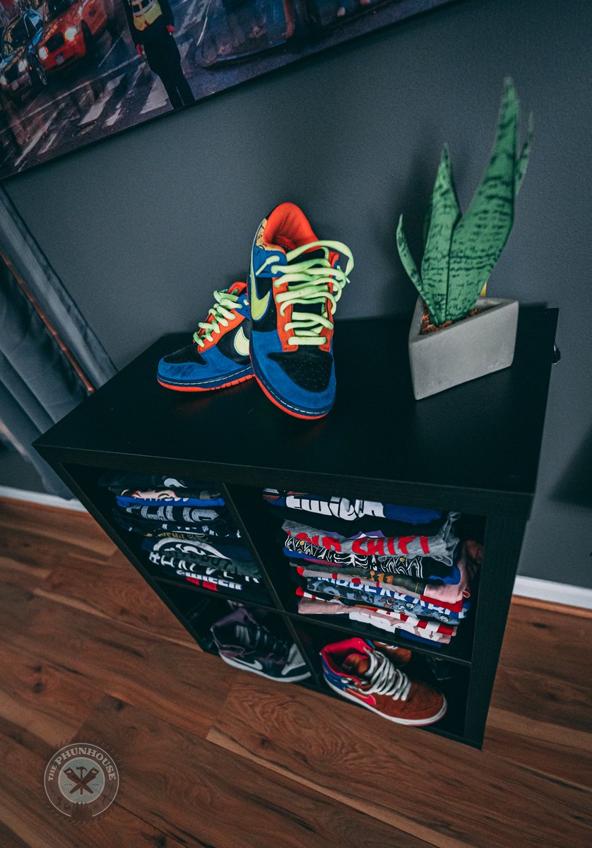 ThePhunhouse's tweet image. "PHunHouse, how do you support your favorite Streamer(s)?" By buying all their merch! #broker @sneevil2 @metamuisel @HorrorblePete @spitfirex_x @KenNayYuh @Felyin  @ScorchedSynapses @KitchensOpen_ @PandaPeek_ttv #streamer #twitch #twitchstreamer #twitchaffiliate #Livestream