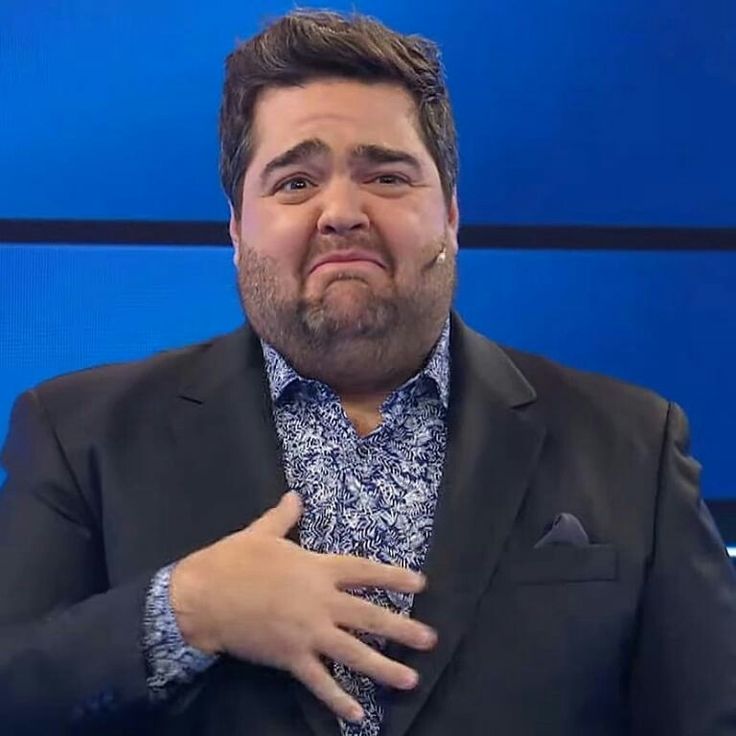 miluno56's tweet photo. CÓMO NO VA A GANAR DARIO BARASSI QUE ES POR LEJOS EL MEJOR CONDUCTOR DE ARGENTINA TRAIGAN MAYUSCULAS MÁS GRANDES PARA MI INDIGNACIÓN #MartinFierro https://t.co/myBzJ0CYVm