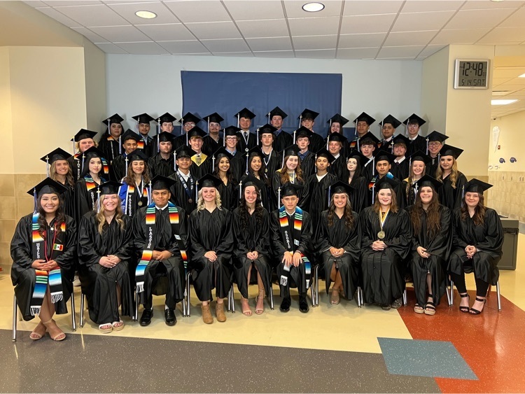 GPSBuffs's tweet photo. Congratulations Class of 2022 💙 All of us at Gibbon Public Schools wish you the best in your future endeavors! We are proud of you! #GPSBuffs #Family #Proud #WeAreGibbon #ClassOf2022 https://t.co/TLzOOR1Cre