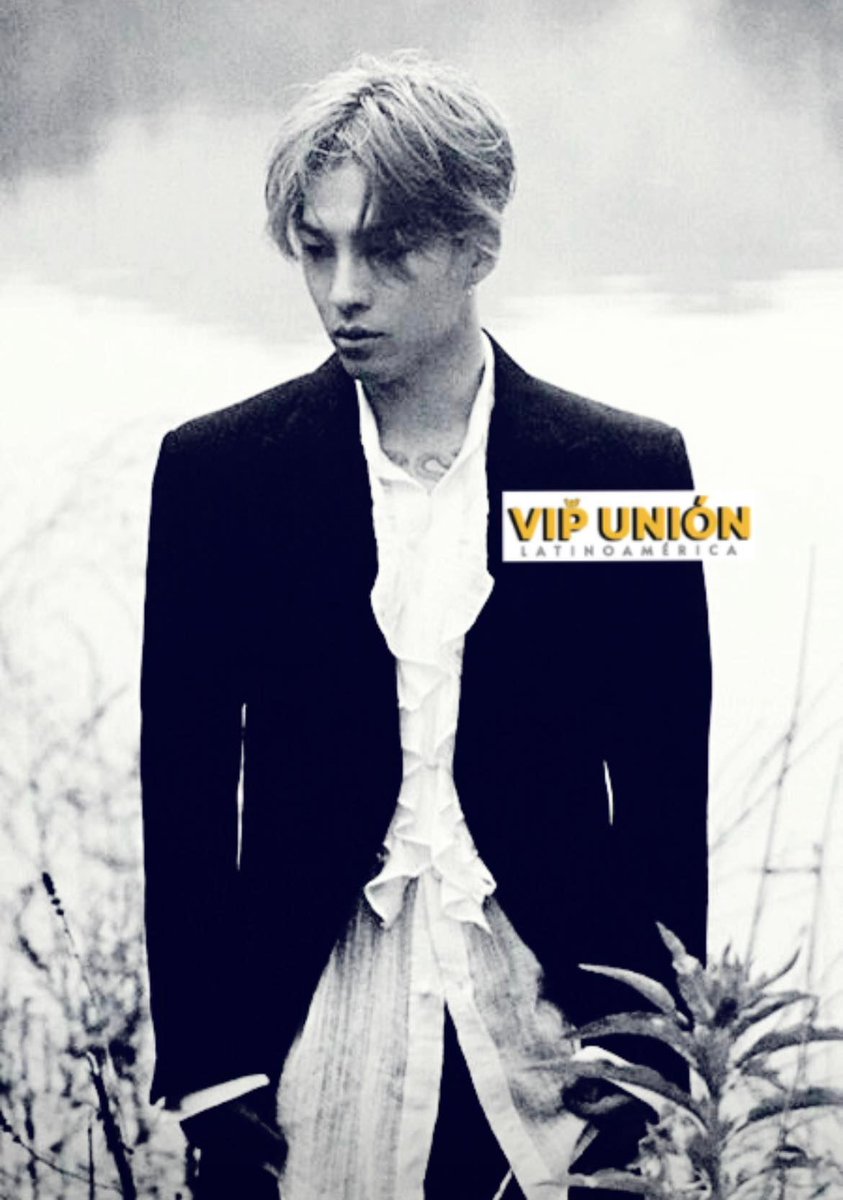 vip_latam's tweet photo. 🌞 #SUNPARTY 👑
Estas dos versiones a blanco y negro muestran lo versátil que es nuestro cumpleañero, en ambas fotos puede ser dulce y sexy .
¿Con o sin pelo?
Me encantaría leer cual es su favorito.🔥🔥
34 SPRINGS WITH TAEYANG
#StillShineWithTaeyang #TAEYANG @Realtaeyang https://t.co/mxZQZ33IFj