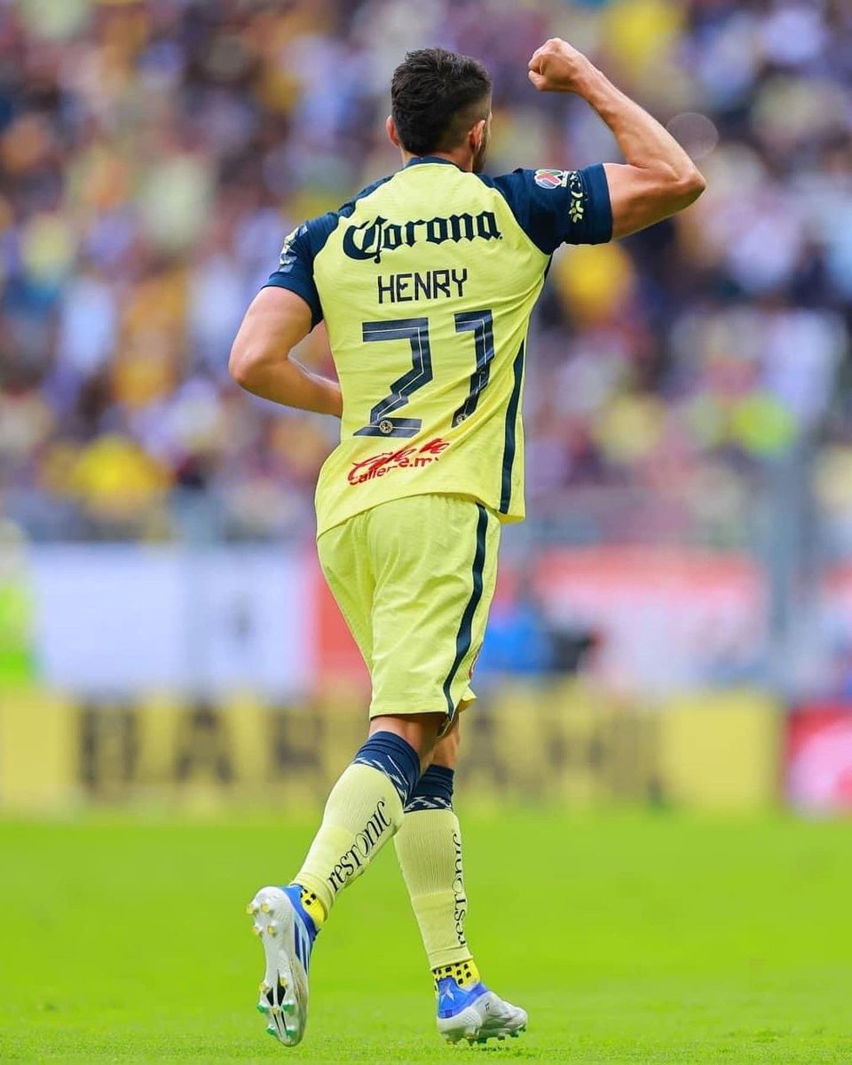 HenryMartinM's tweet photo. 👉🏼Sólo se fracasa cuando se deja de intentar👈🏼

Con el corazón en este equipo @ClubAmerica 🦅
Vamos por las SEMIS! 💣💪🏼 https://t.co/Rl8DODaxfZ