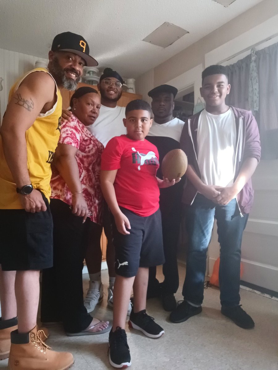 XtraHandsome's tweet photo. โญ๏ธ๐โค๏ธ๐ Happy 14th Birthday...#PrinceJORDAN #DadLIFE #SheltonSmithDynasty https://t.co/H2py9HC0nF