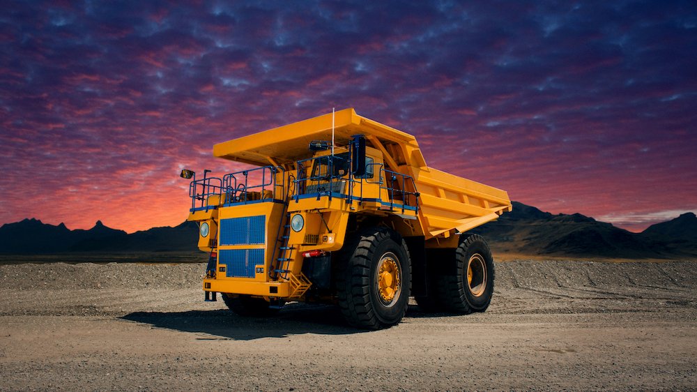 safetowork's tweet photo. Closing the safety gap between OEM and operator: A mining industry initiative is striving to improve mine equipment safety by ensuring original equipment manufacturers and operators are on the same page. 

. https://t.co/jfO1aSrYbw https://t.co/LQb2VJDQHp