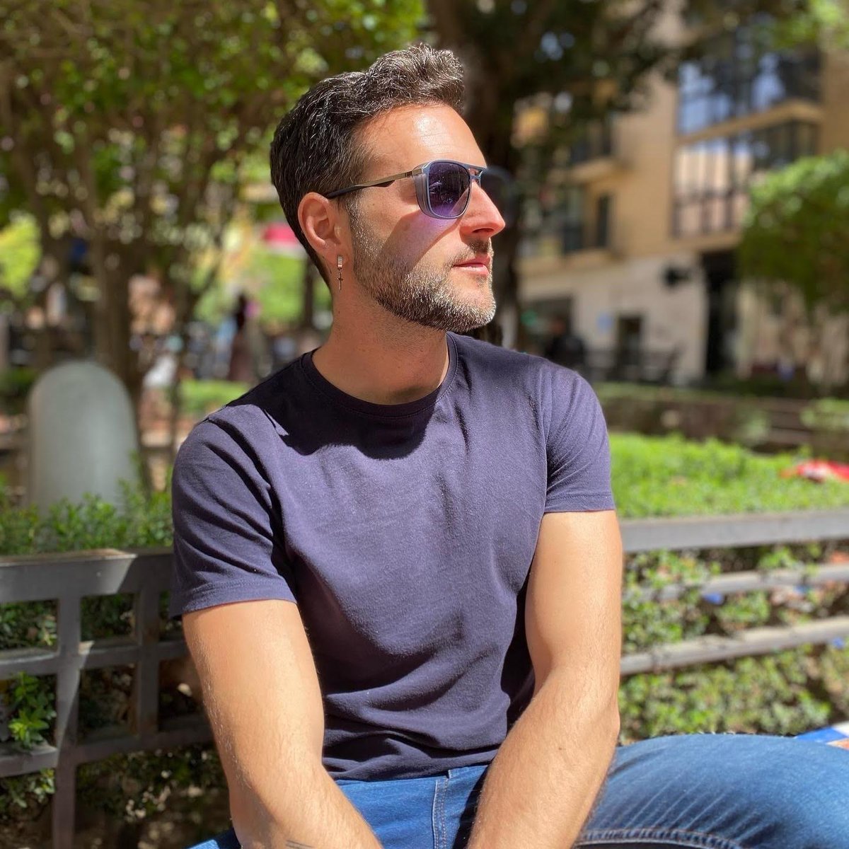patri_arasitaBA's tweet photo. Buenos días mi @ertrivi69 #MEFALTA mi querido @antonioaras con #TanPerfecta y si lo escuchamos en #AndaLevantaL16 para comenzar una semana perfecta 😍😍😍🥰🥰🥰 @canalfiesta https://t.co/Gsn4bu6XW2