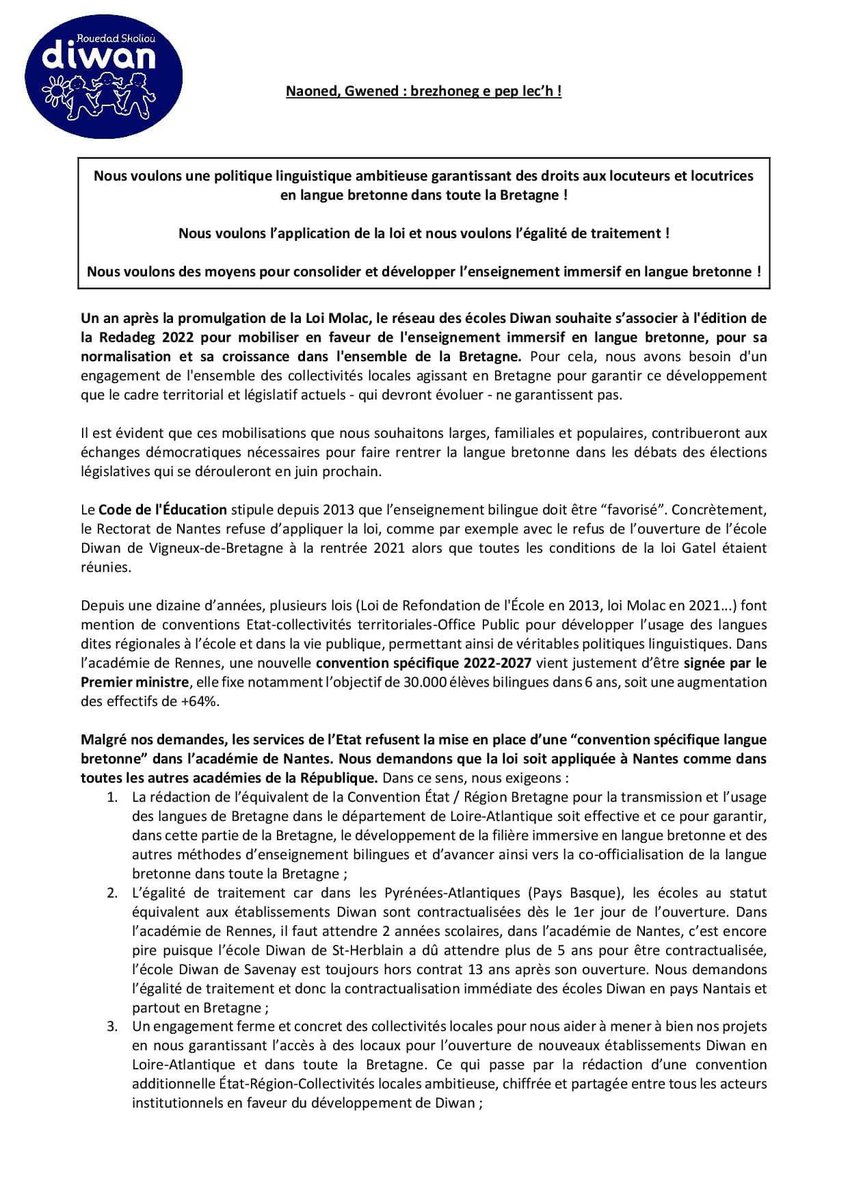 bretagne_info's tweet photo. Les motifs de la mobilisation initiée par @Diwan pour le passage de la @Redadeg samedi à #Nantes #Naoned #bzh #gwennhadu #brezhoneg #bzhg https://t.co/AOIfDZhfyj