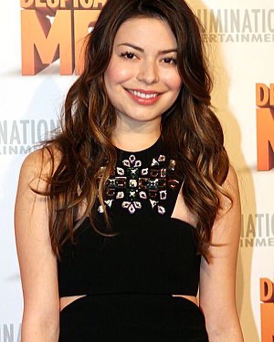 Happy belated 29th birthday to Miranda Cosgrove her bday is May 14th      
