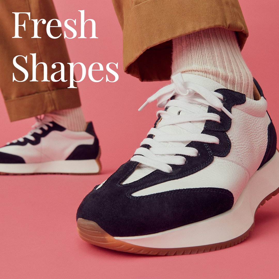 randbofficial's tweet photo. Revitalise your everyday wardrobe with our contemporary take on leisurewear’s most-loved silhouettes.
#russellandbromley #RBSummer #RBMenswear #menswearmonday
https://t.co/Q311uqY89I https://t.co/A3Iw8iUV5O