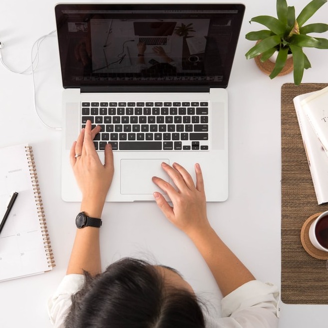 claresvahelp's tweet photo. Outsourcing can help your business to shift its focus from peripheral activities toward work that serves the customer, and it can help managers set their priorities more clearly.
#virtualassistance #marketing #marketingdigital #business #branding https://t.co/V9Tmy37tQO