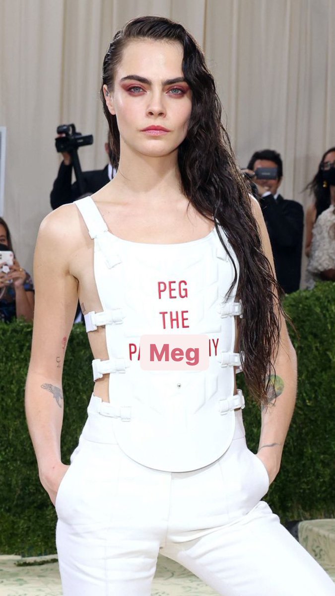 lilgbaby__'s tweet photo. @aundrearunway i mean she did wear this to the met gala…she’s been wanting to ride the stallion for a while 🏇🏻 👯‍♀️✂️ https://t.co/8DeXgT8H6c