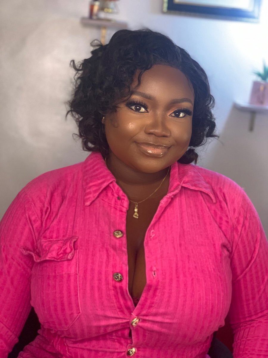 _funlola's tweet photo. It’s my birthday 🎉 Please say a word of prayer for me. https://t.co/TPk1PHEUdk