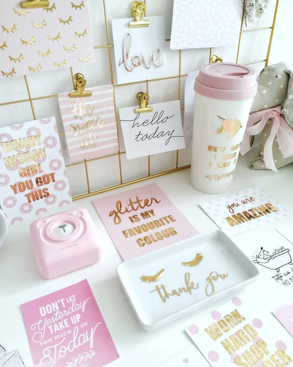PeriPage_PP's tweet photo. Don't let yesterday take up too much of today! ✨
.
Check the link in our bio to find out more! 🐻✔️
.
Follow: @peripagepocketprinter ⬅️
Credit: @giadagiungi ⬅️
.
#peripagepocketprinter #pocketprinter #peripage #peripageprinter #bujo #bujoinspiration #bujoideas https://t.co/GaAWFRABk2
