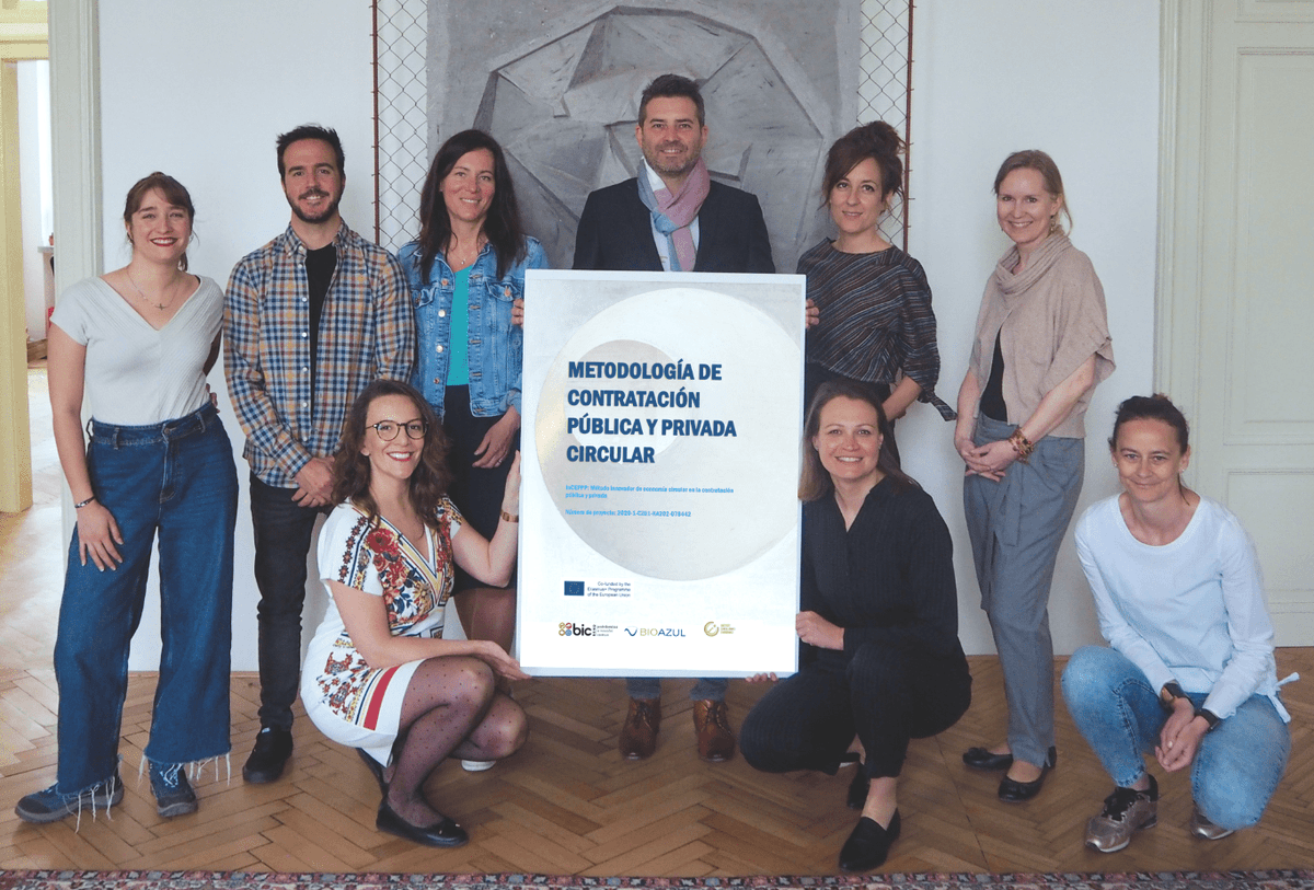 bioazul_spain's tweet photo. 📌NEW POST! Ya tenéis disponible en la web el resumen de la tercera reunión de nuestro proyecto #InCEPPP en Praga donde presentamos la metodología de contratación pública y privada desde un enfoque de #EconomiaCircular ♻️

Pincha para saber más ➡️https://t.co/niextS7r4M https://t.co/f6eo11xJuk