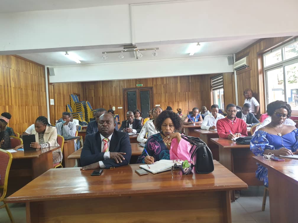 michael_temgoua's tweet photo. TRAINING Seminar saturday 14 May 2022 / Yaoundé- Cameroon organised by NEUROREHAB TRAINING ASSOCIATION on the theme : Post stroke shoulder's pain
" together let's fight against neurological disabilities " https://t.co/cKRTHkeVbR
