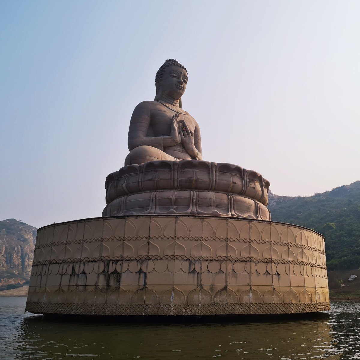 UOsantanu's tweet photo. बुद्ध पूर्णिमा की शुभकामनाएं! 🙏
#BuddhaPurnima https://t.co/n0o8e1aoX1