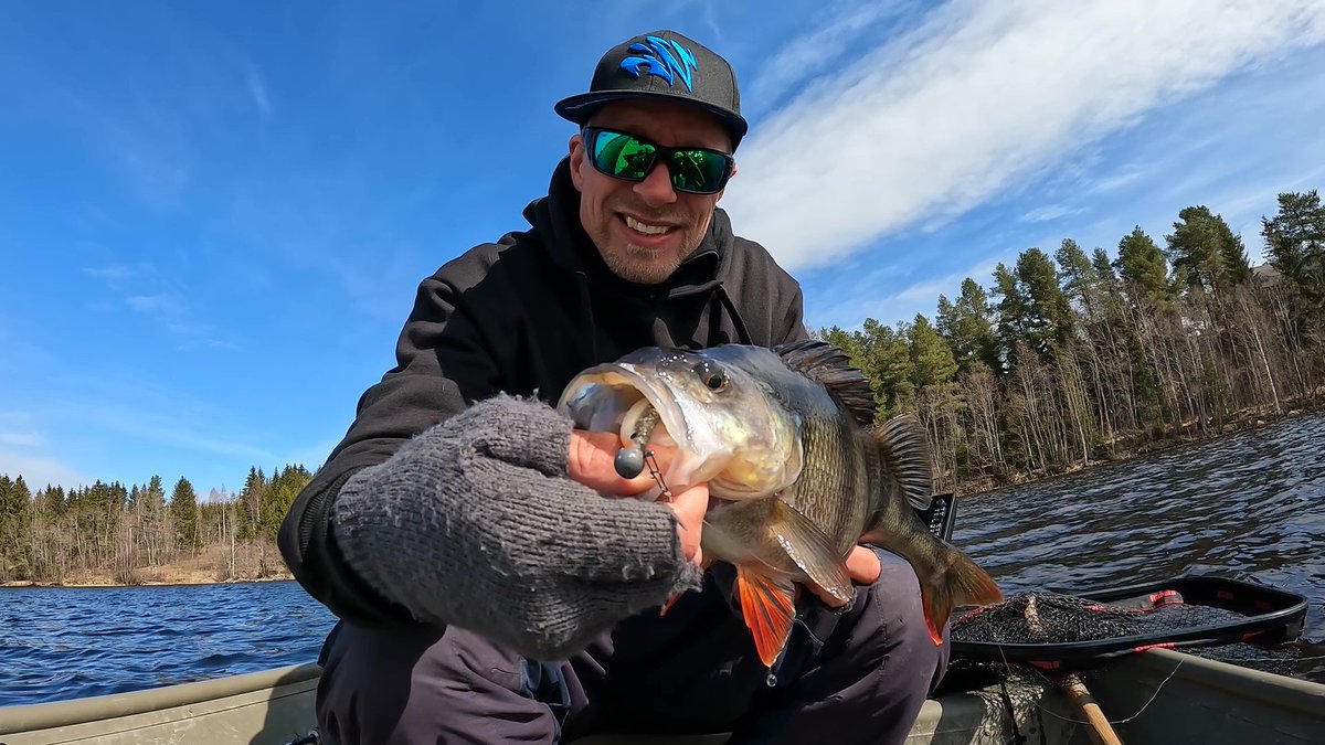 RapalaProguide's tweet image. Vårfiske med BOOMshad 
Nytt blogginlägg av Johan Pettersson

Nya beten kräver ofta lite tid i lådan för att ta en startplats. De måste liksom förtjäna äran. Visst, olika typer av fisken kräver olik...... Läs mer rapalaproguide.se/2022/05/varfis…