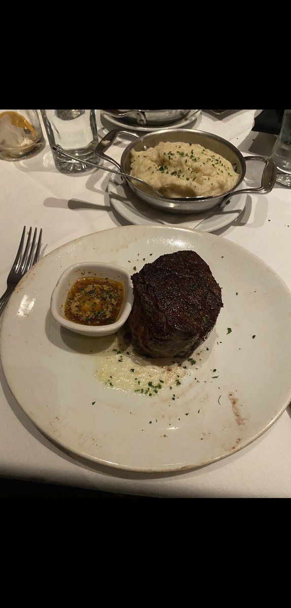 Vrecor_'s tweet photo. @LonelyPopNFT #LonelyPopUnplugged 
This weekend i took my girlfriend out to a nice dinner and to visit her favorite Japanese garden here in our town! Had a blast 💥 https://t.co/j64l6Ym1JA