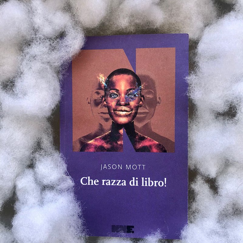 s_piumarta's tweet photo. Che razza di libro! di Jason Mott @nneditore è un grido di ribellione, è una voce fuori dal coro, è una penna poetica, è una stilettata dritta al cuore
«Volevo che mi vedessi, solo questo»
Su @exlibris201 ➡️ https://t.co/PllJWHNw8b
#razzismo #USA #libri #NNEditore #16maggio https://t.co/PRNLkxZZl7