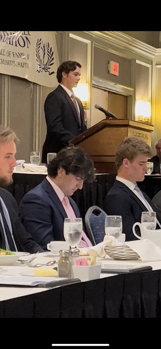 CProcaccini54's tweet photo. Honored to receive the Scholar Athlete Award from the Jack Grinold Chapter of the National Football Foundation tonight and blessed to have the opportunity to speak on behalf of myself and my peers! @NFFNetwork @Lakers_FB @CoachAmaral @coach_sh1ne @Coach_Dakosty @Ison50 @ColgateFB https://t.co/KBaOP3vQz5