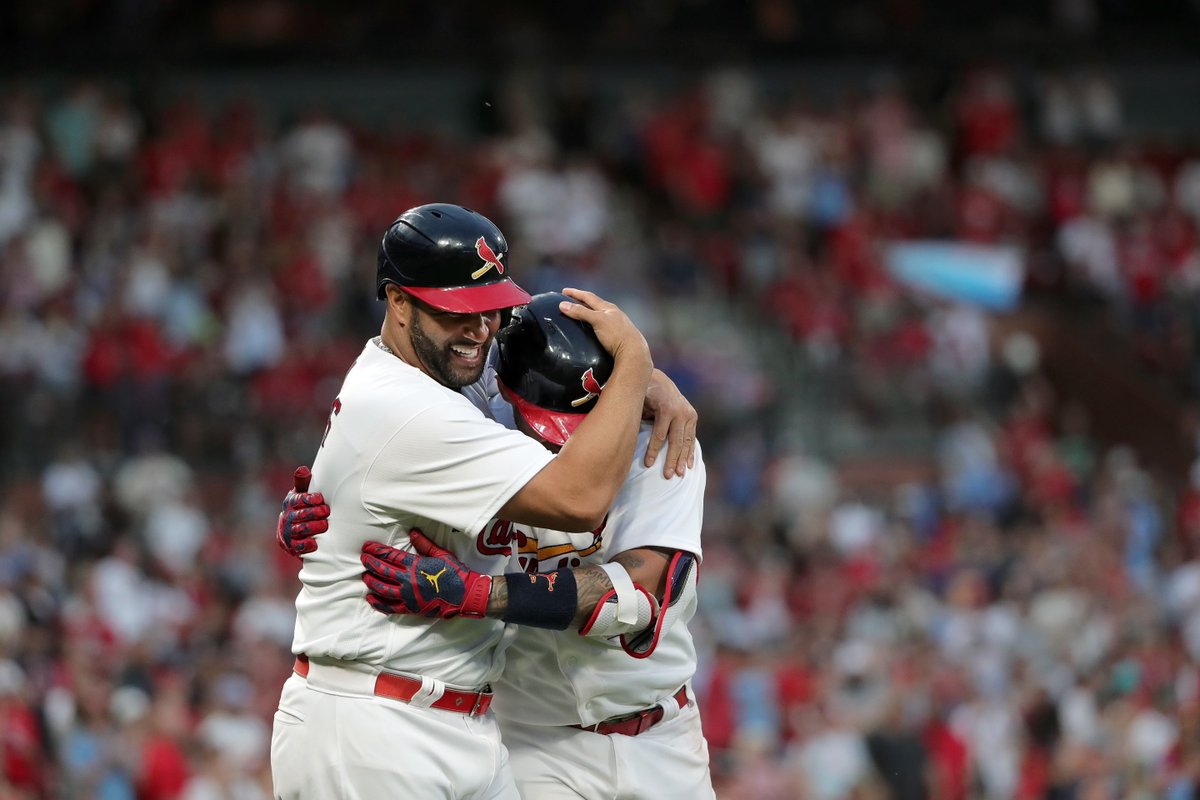 Cardinals's tweet photo. We love them. 
We love this. https://t.co/ydlhADKRbl