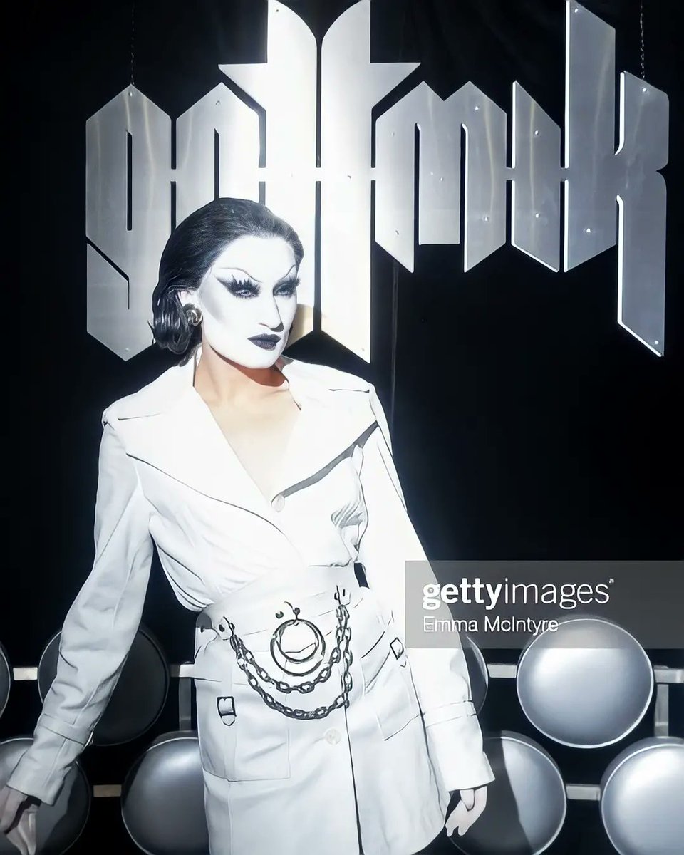 gottmiksexual's tweet photo. here we see God also known as @gottmik ! https://t.co/CnXmkrZwEr