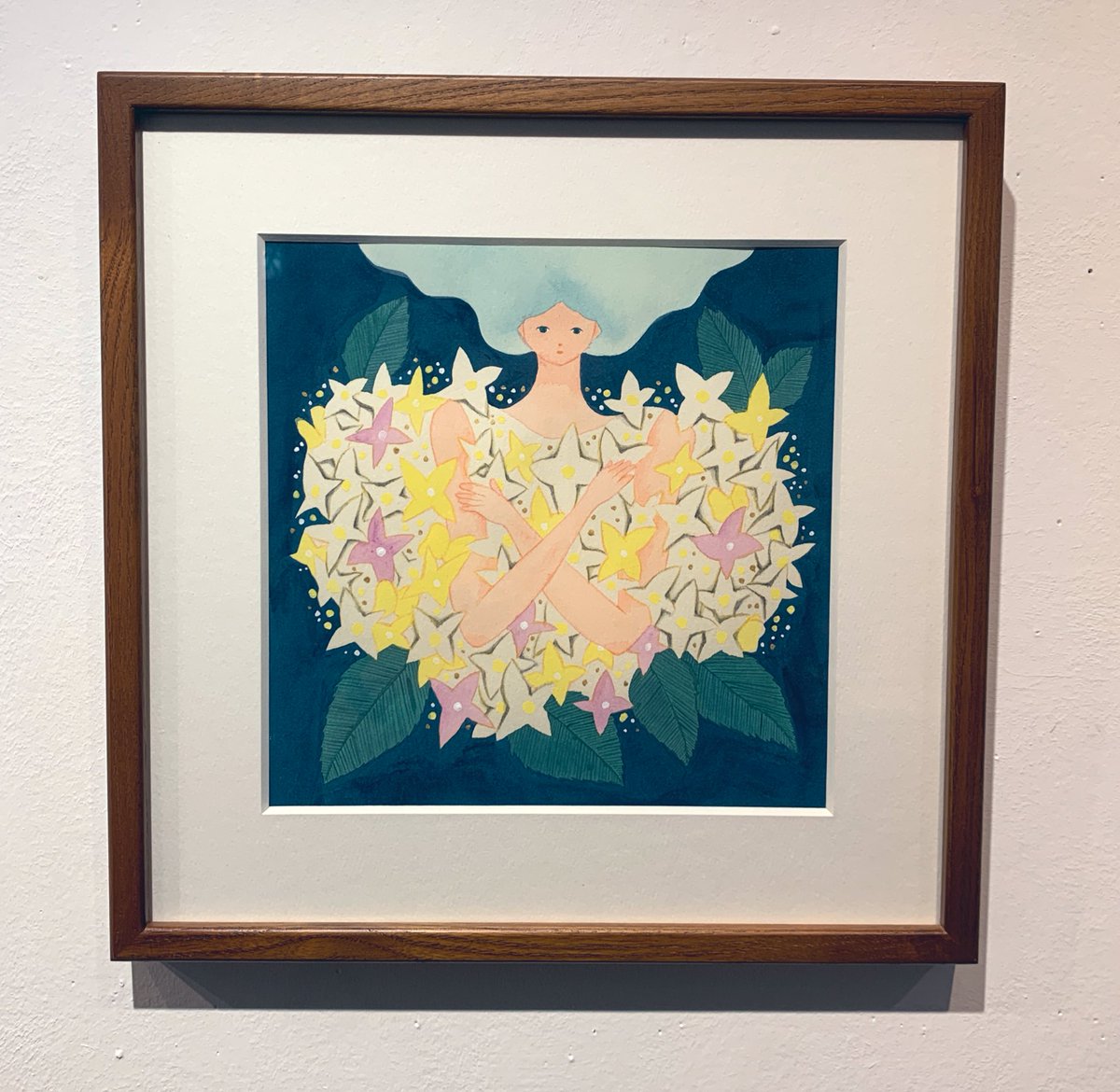 柊有花さん@yukahiiragi の個展に伺いました。テーマである庭についてのお話もお聞きできて、共生や寛容など大事なことについて色々考えるきっかけになりました。作品の前に立つと、意図から生まれたことと意図せず何故かこうなった不可思議なことを共に絵に留めたような跡を感じて心地良かったです。 
