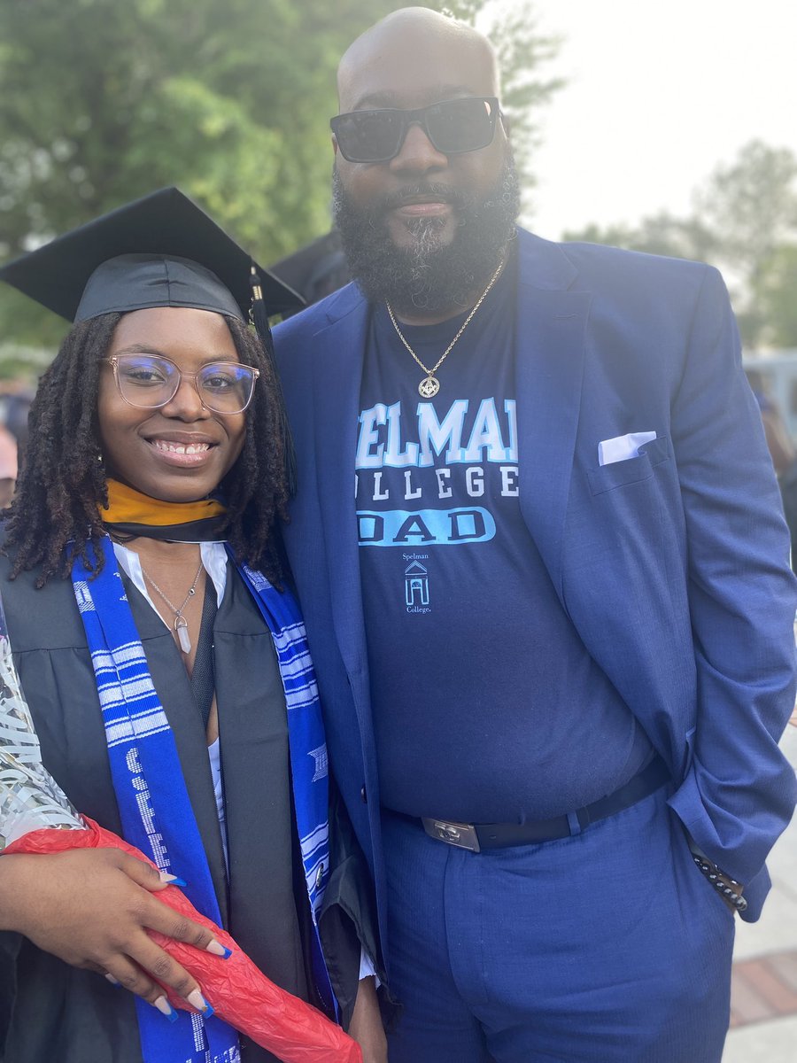 KenyunBrown's tweet photo. My oldest Graduated today #SpelmanGrad22 https://t.co/9wzRuGiHDw