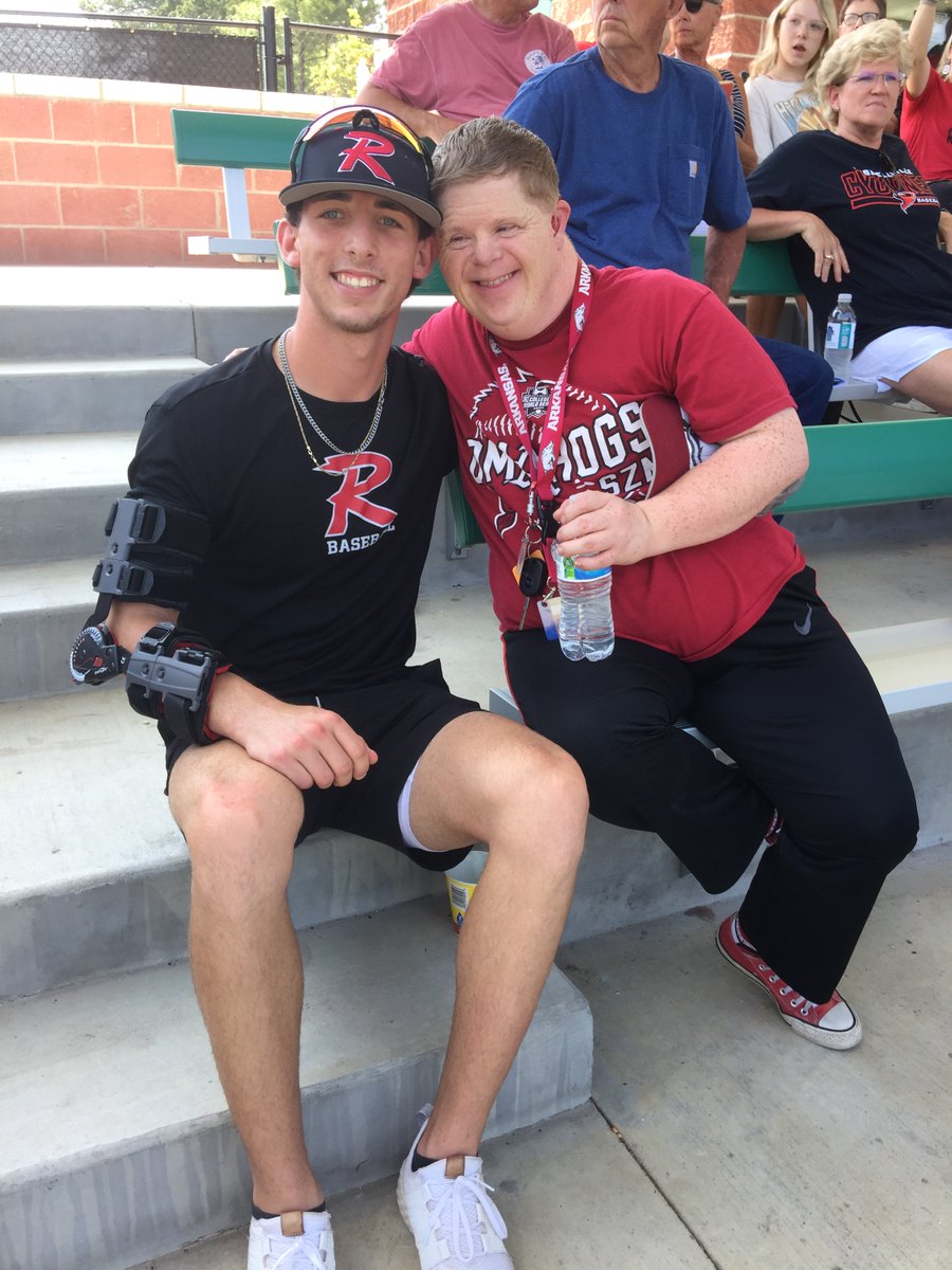 CanaanSandy's tweet photo. @RazorbackBSB ! 👀WHO I HUNG OUT WITH @ArkRazorbacks ? #WPS  @ColtonHoytSims1 !! #OmahaHogs  #RussellvilleCyclones https://t.co/kPbhj1eknG