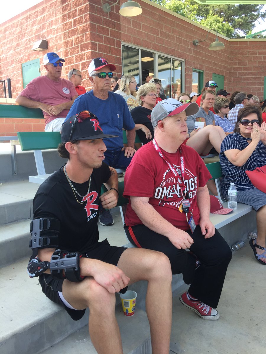CanaanSandy's tweet photo. @RazorbackBSB ! 👀WHO I HUNG OUT WITH @ArkRazorbacks ? #WPS  @ColtonHoytSims1 !! #OmahaHogs  #RussellvilleCyclones https://t.co/kPbhj1eknG