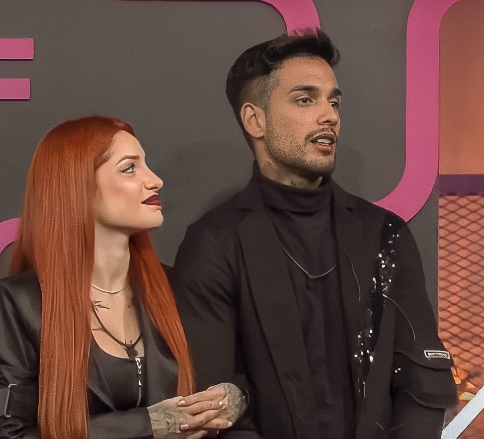 Fechado com vocês até o fim😍

É vcs?

ESTAMOS CONTIGO BRETHEUS