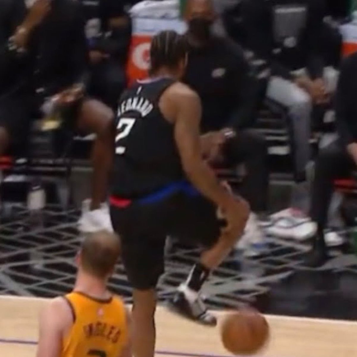 balldontstop's tweet photo. Suns and Bucks faced their first real test since last year. The allegations were real. They caught major breaks on their route to the Finals. Star weapons went down and series changed. Will be tough to get back there in todays always changing and uber talented game. https://t.co/PCiEveFBK4