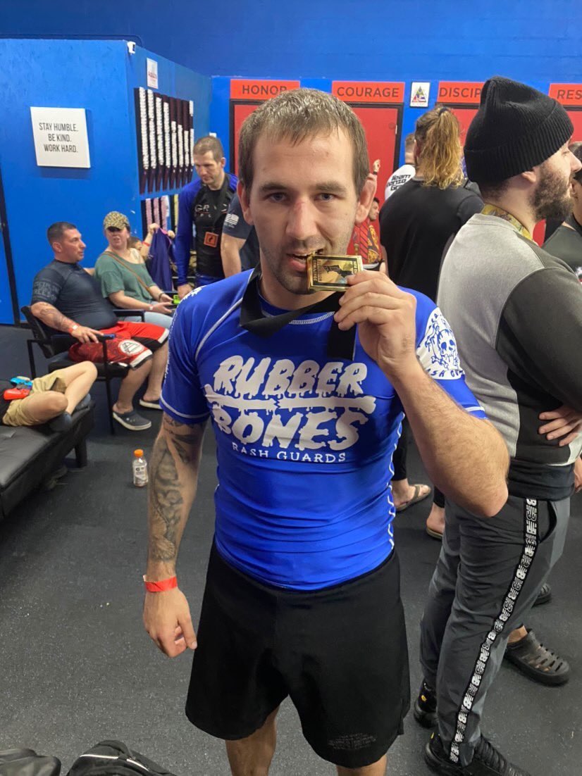 rubberbones_art's tweet photo. Successful day at the NE Submission Challenge! Love the atmosphere of these tournaments 🙏🔥 https://t.co/tIg4Xgeqh1
