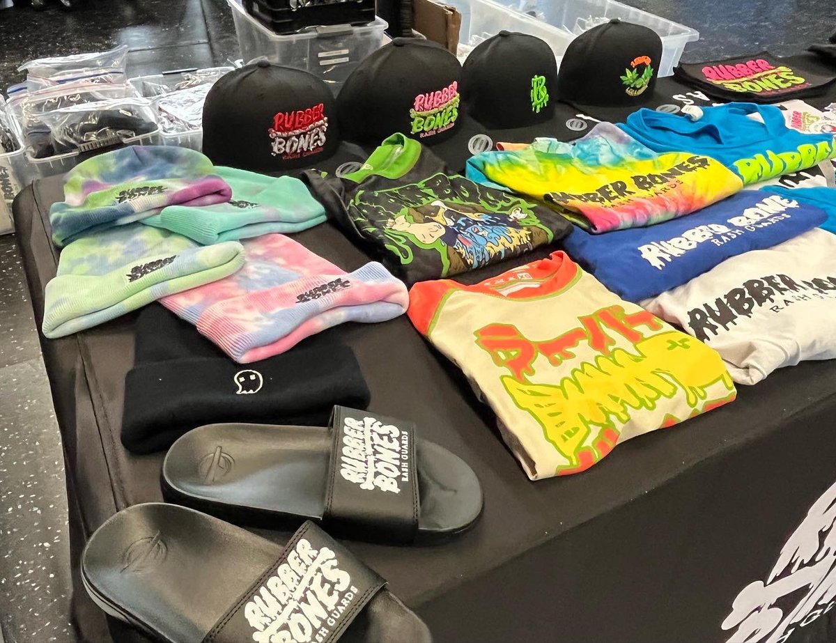 rubberbones_art's tweet photo. Successful day at the NE Submission Challenge! Love the atmosphere of these tournaments 🙏🔥 https://t.co/tIg4Xgeqh1