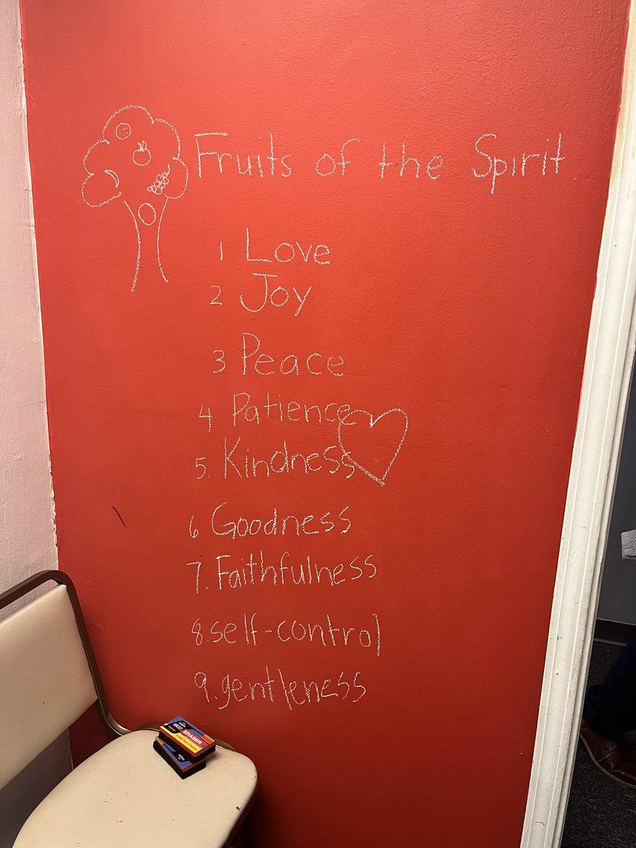 CTCest2020's tweet photo. “We’re humans. How can we grow fruit?” Our concerned @CTCest2020 Littles inquired but they now understand that God gives us the fruit of the Spirit to help us show others what his love looks like. #ctclittles #ctcyouth #youthforchrist https://t.co/xajchzWv9H