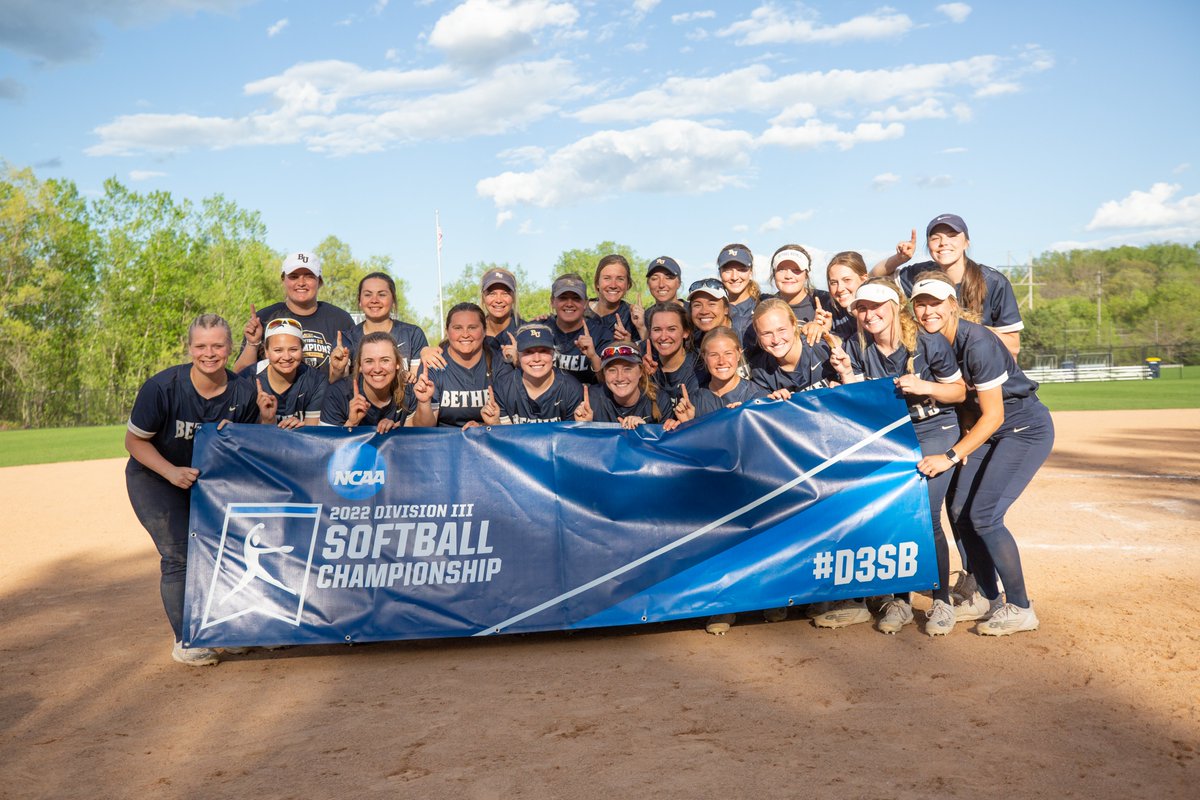 BethelRoyals's tweet photo. Hard to put that one into words but here's our best shot at it. @BethelRoyalsSB uses two comeback wins to advance to the Super Regionals. #BURoyals will travel to Berry College for the best-of-3 series that begins Friday in Mount Berry, Ga.

RECAP: https://t.co/J2MBVTVfAn https://t.co/hniIatFKA3
