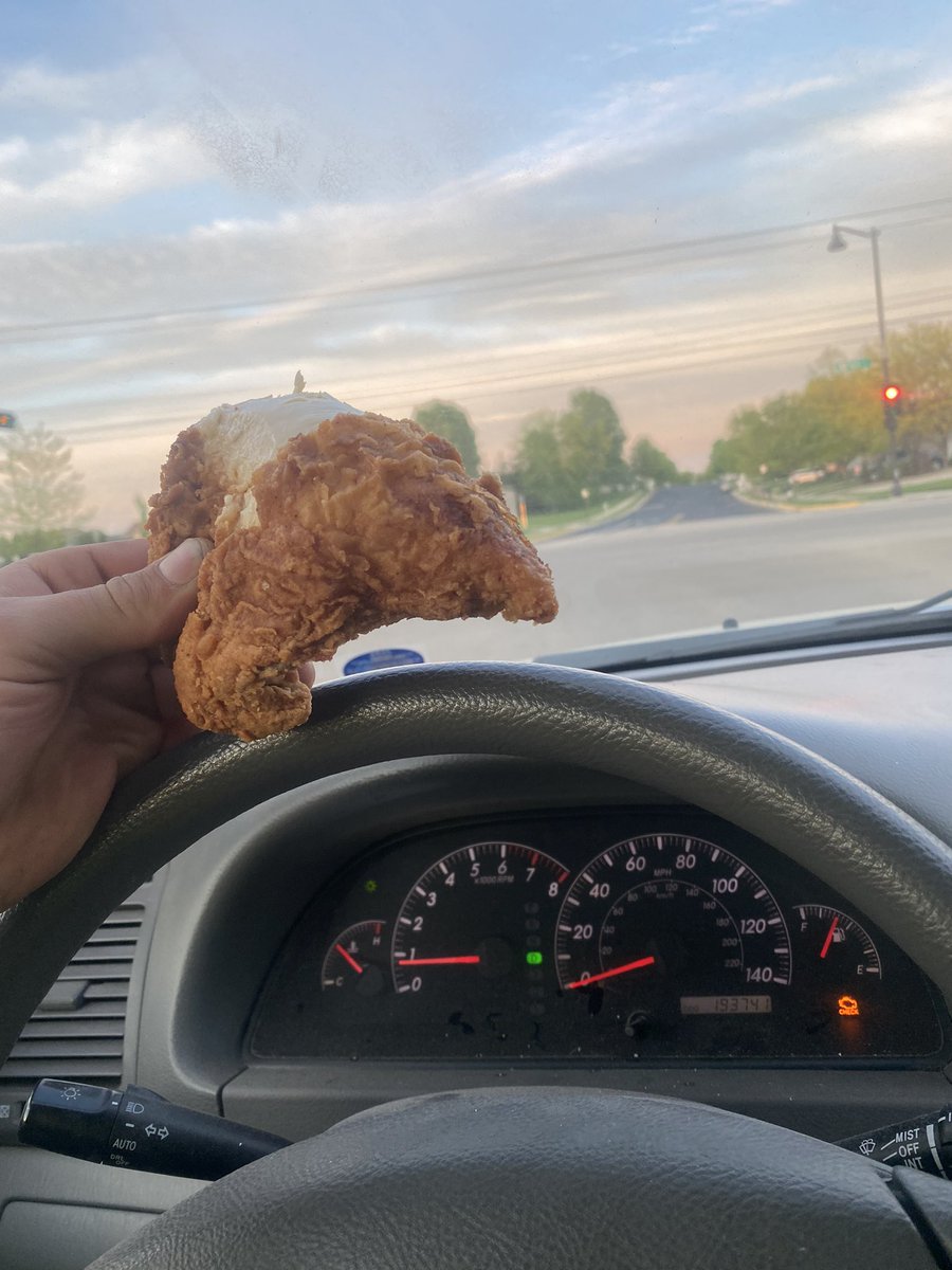chrischrisler's tweet photo. Sunday night chicken to wind down the week https://t.co/BU58HOFVkr