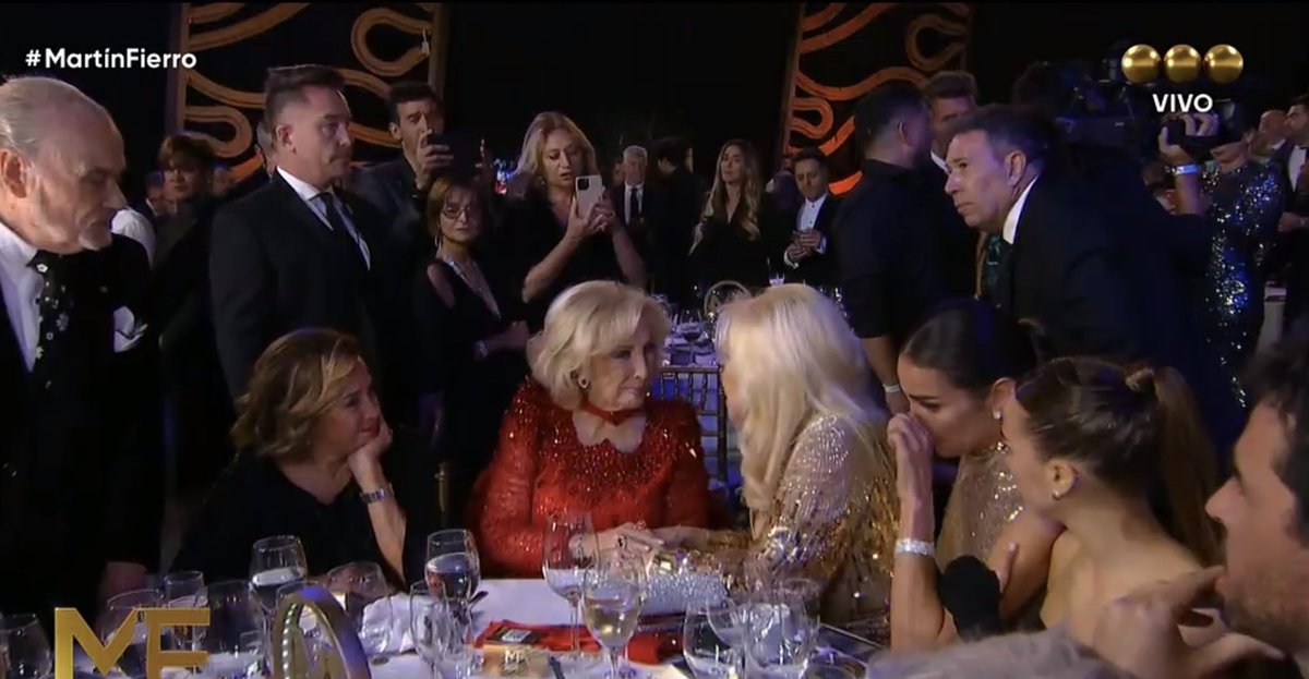 No vamos a tener un momento más fuerte que este #MartinFierro