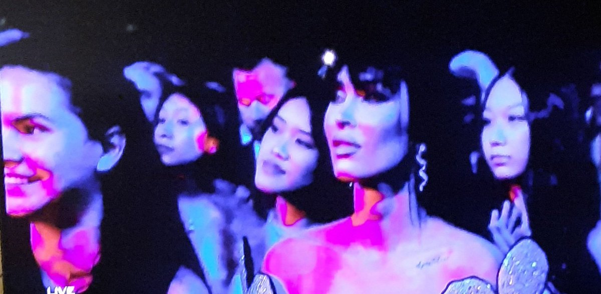 2morrowbrings's tweet photo. Did Machine Gun Kelly just brskup with Meagan? His last line was he was setting her free and she looked confused not honored #BBMAs https://t.co/XA3Kg9BzSe