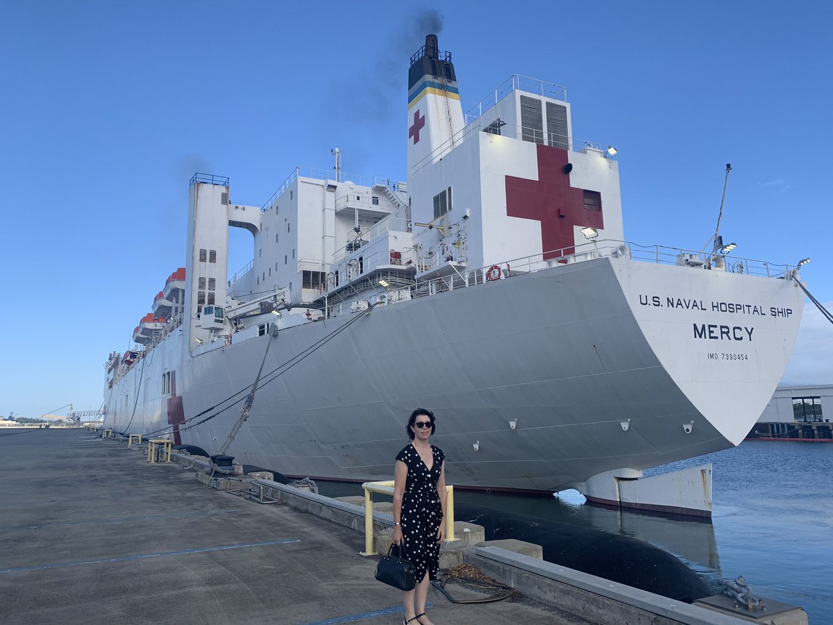Terrific to meet the Aussie team on USNS Mercy hospital ship! @MSCSealift Mercy will deliver health services & training to Pacific nations under the multinational #PacificPartnership2022 humanitarian mission. @OfficePacificAU @AusAmbRHS @INDOPACOM @USPacificFleet @hqjoc